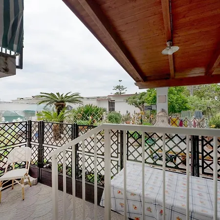Isba Da - Gioia Apartment Procida