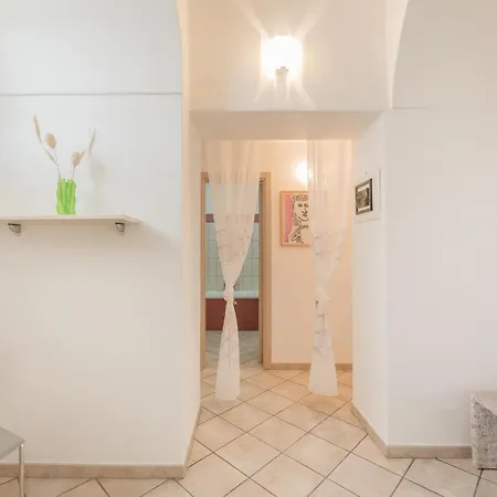 Isba Da - Gioia * Procida
